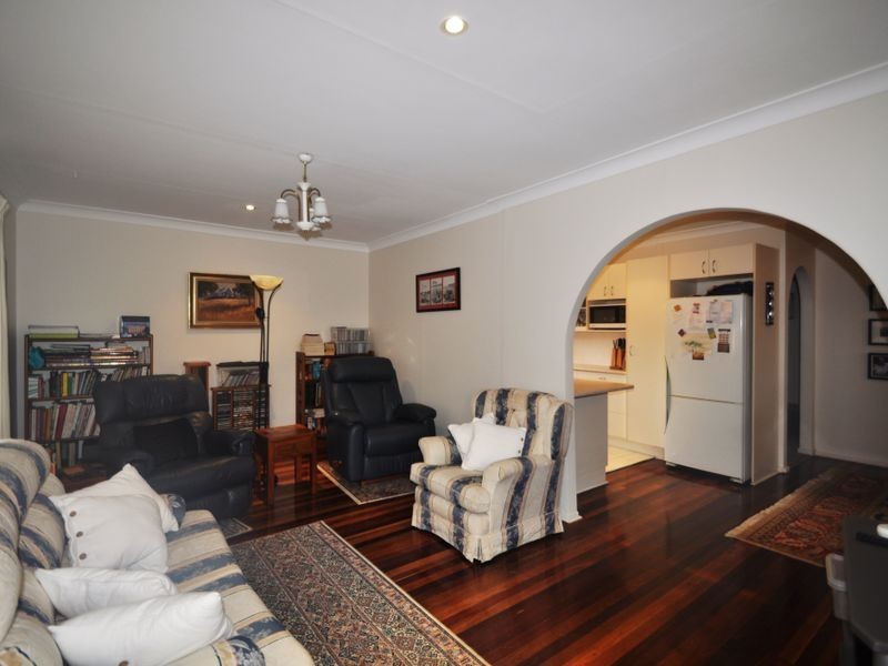 15 Baringa Avenue, Logan Central QLD 4114