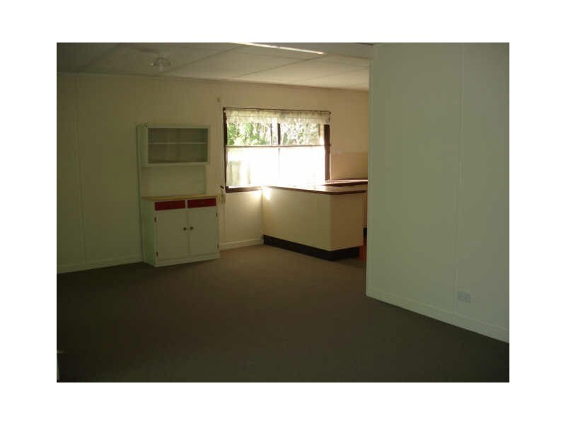 48 Laughlin Street, Kingston QLD 4114