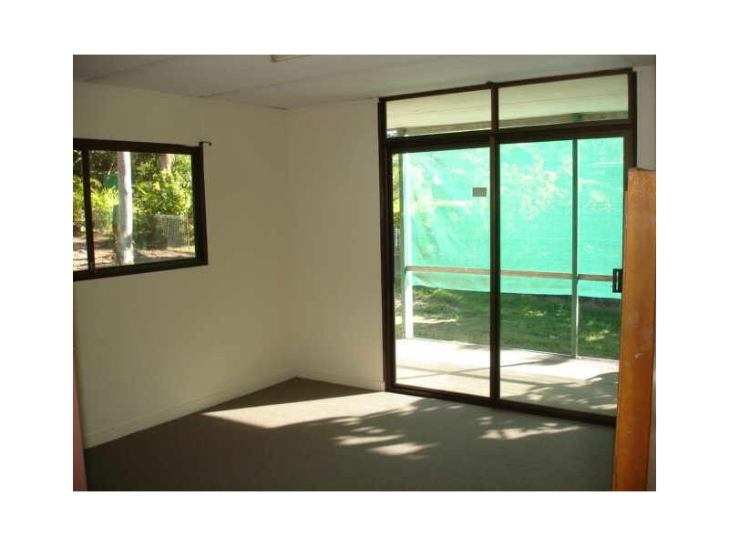 48 Laughlin Street, Kingston QLD 4114