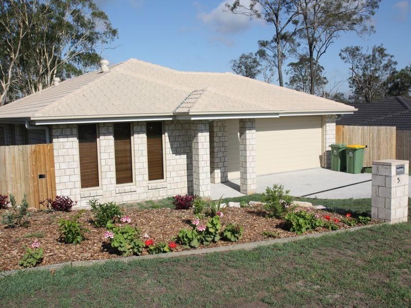5 Brendan Thorne Place, Marsden QLD 4132