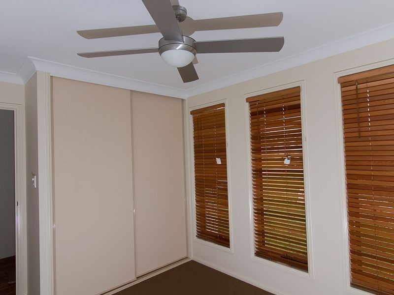 5 Brendan Thorne Place, Marsden QLD 4132