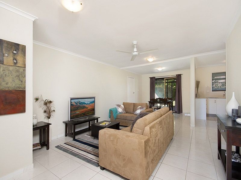 21 Forestwood Street, Crestmead QLD 4132