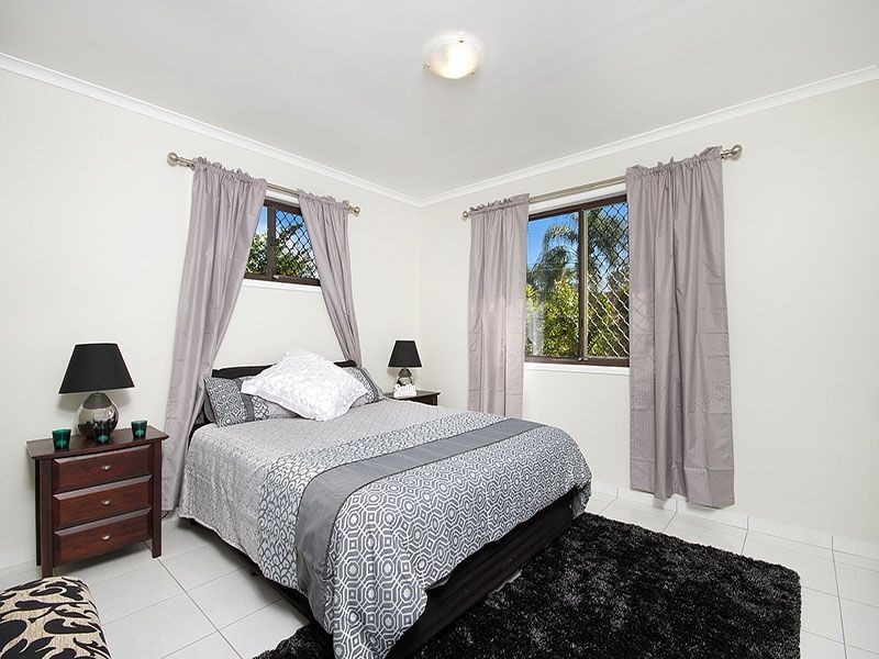 21 Forestwood Street, Crestmead QLD 4132