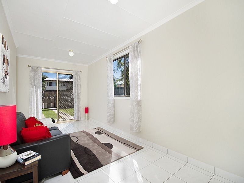 21 Forestwood Street, Crestmead QLD 4132