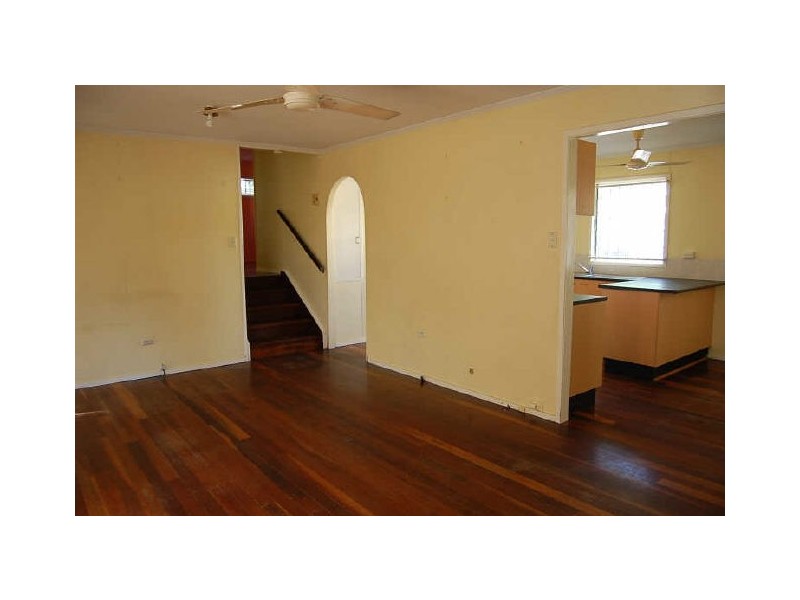 81 Smith Road, Woodridge QLD 4114