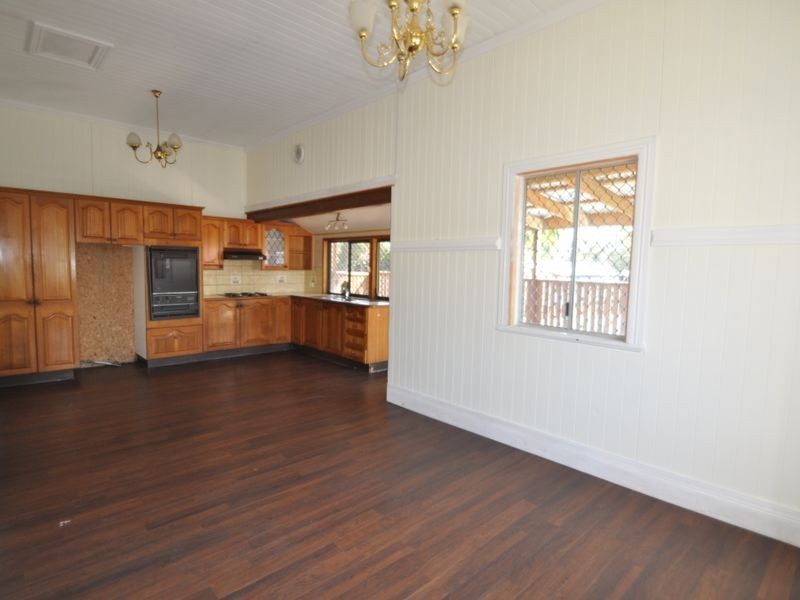 55 Laughlin Street, Kingston QLD 4114