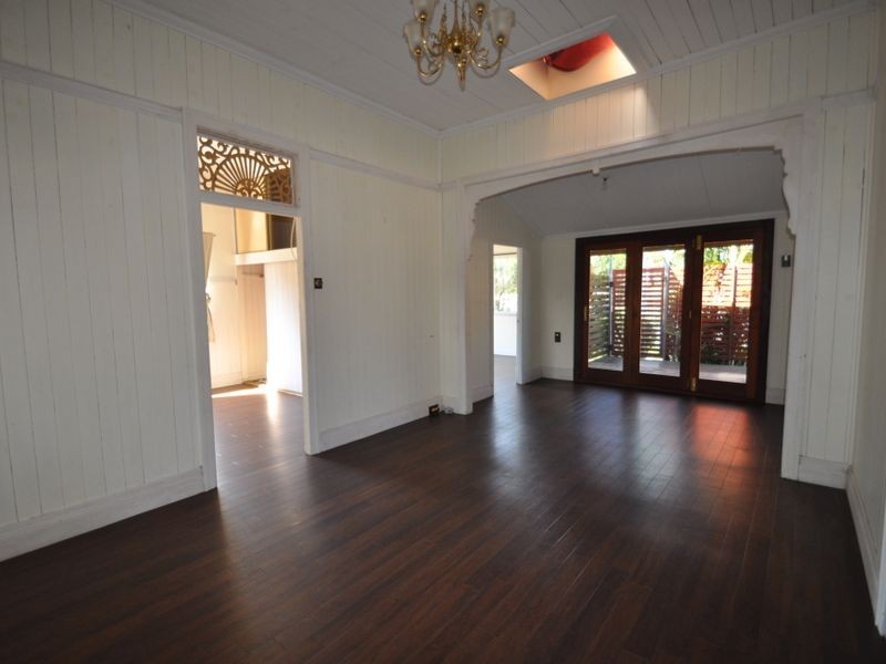 55 Laughlin Street, Kingston QLD 4114