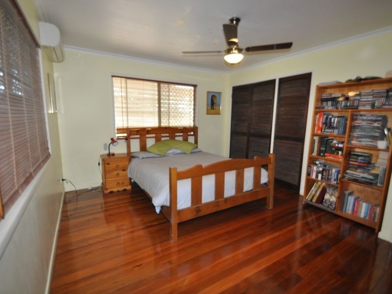 11 Ruby Street, Slacks Creek QLD 4127