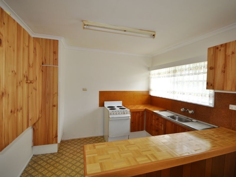 17 Pine Drive, Woodridge QLD 4114