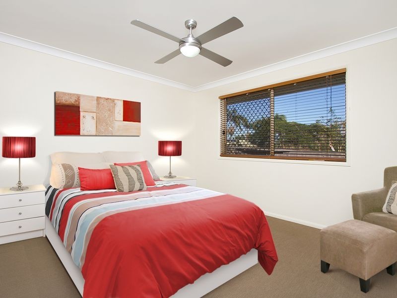 5 Brendan Thorne Place, Marsden QLD 4132
