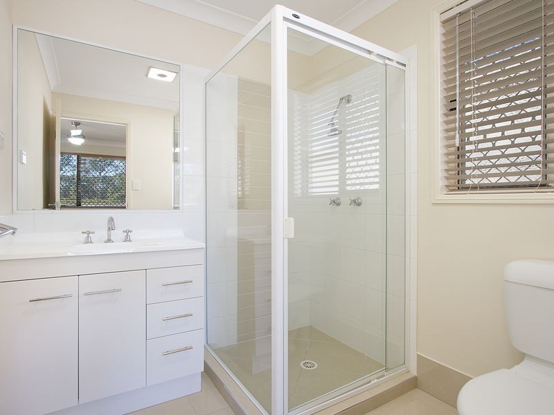 5 Brendan Thorne Place, Marsden QLD 4132