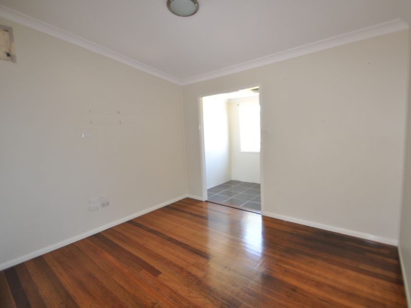 23 Oakland Street, Woodridge QLD 4114