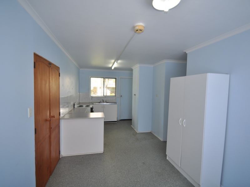 12 Ewinga Street, Kingston QLD 4114