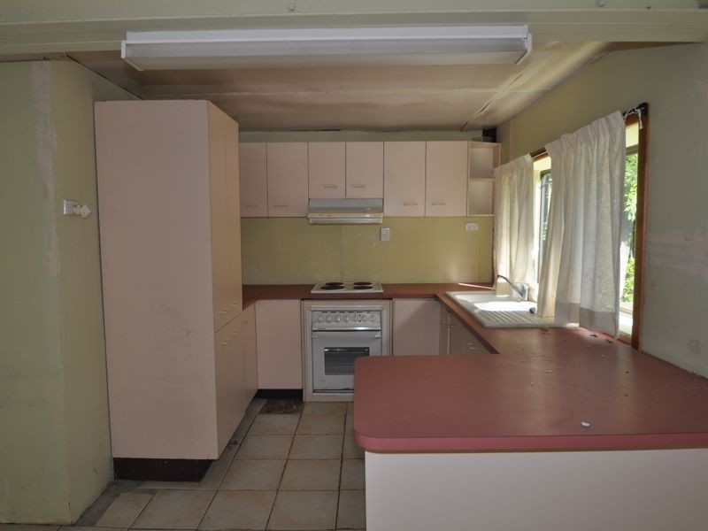 12 Ewinga Street, Kingston QLD 4114