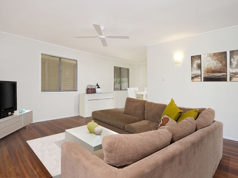 11 Margarette Street, Logan Central QLD 4114