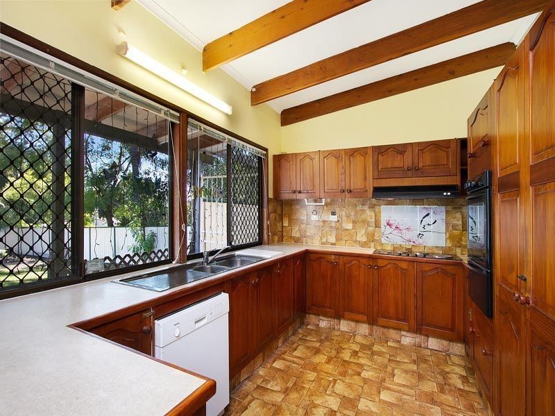 5 Laughlin Street, Kingston QLD 4114
