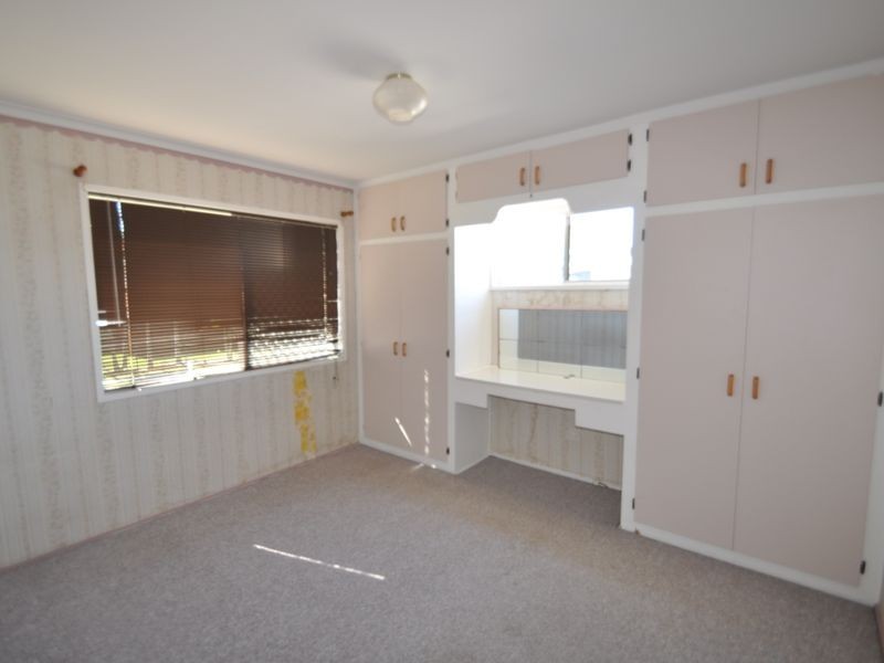 39 Redford Street, Kingston QLD 4114