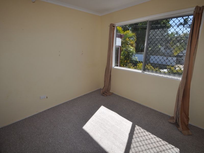 39 Redford Street, Kingston QLD 4114