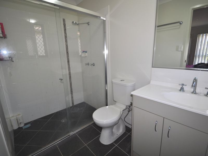 16 Polyanna Court, Loganlea QLD 4131