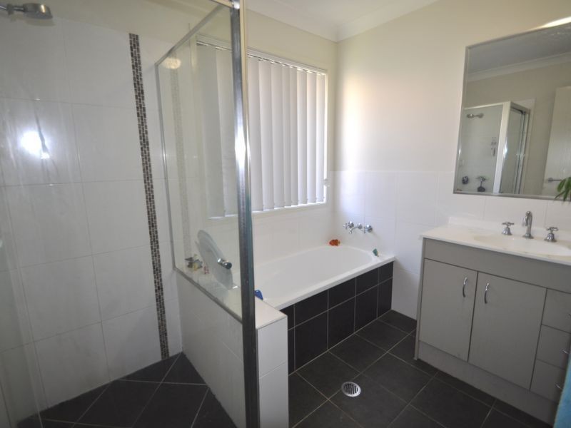 16 Polyanna Court, Loganlea QLD 4131