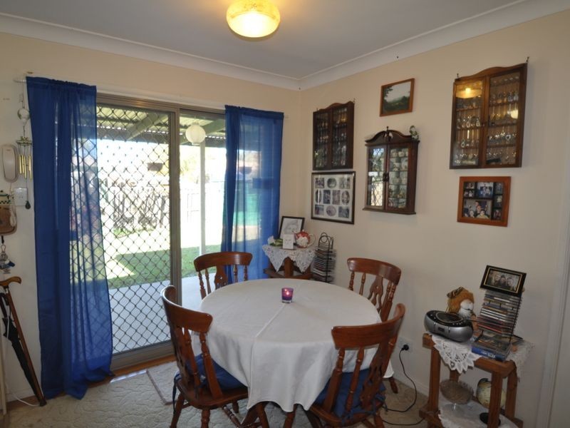 8 Sandown, Crestmead QLD 4132