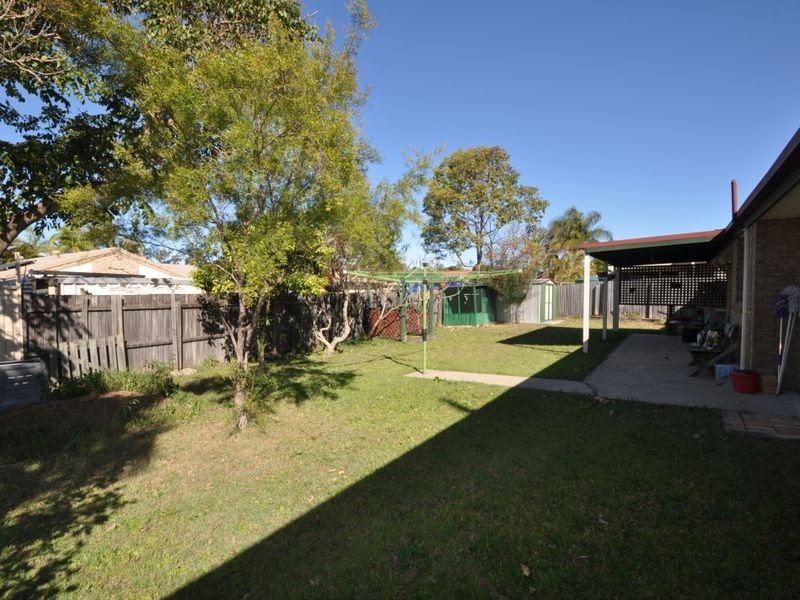 8 Sandown, Crestmead QLD 4132