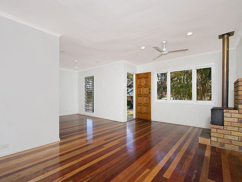 18 Barry Street, Slacks Creek QLD 4127