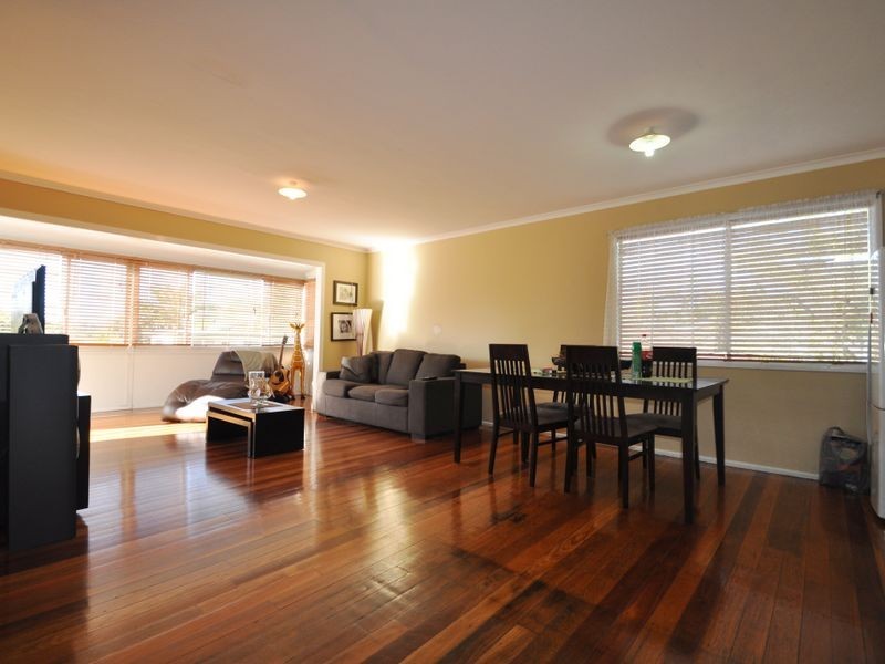 36 Casius St, Woodridge QLD 4114