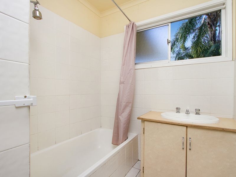5 Huntress Court, Logan Central QLD 4114
