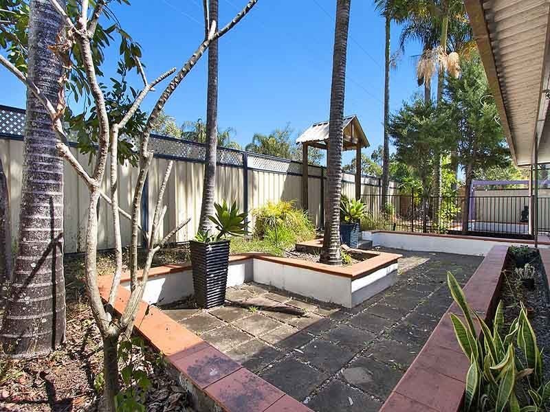 12-24 Ariel Avenue, Kingston QLD 4114