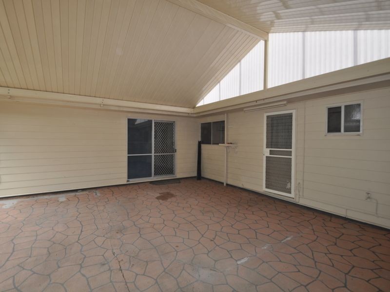 4 Dart Avenue, Kingston QLD 4114