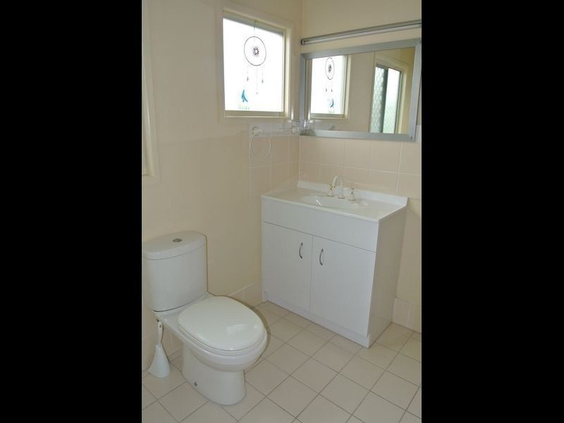 9 Myra Street, Kingston QLD 4114