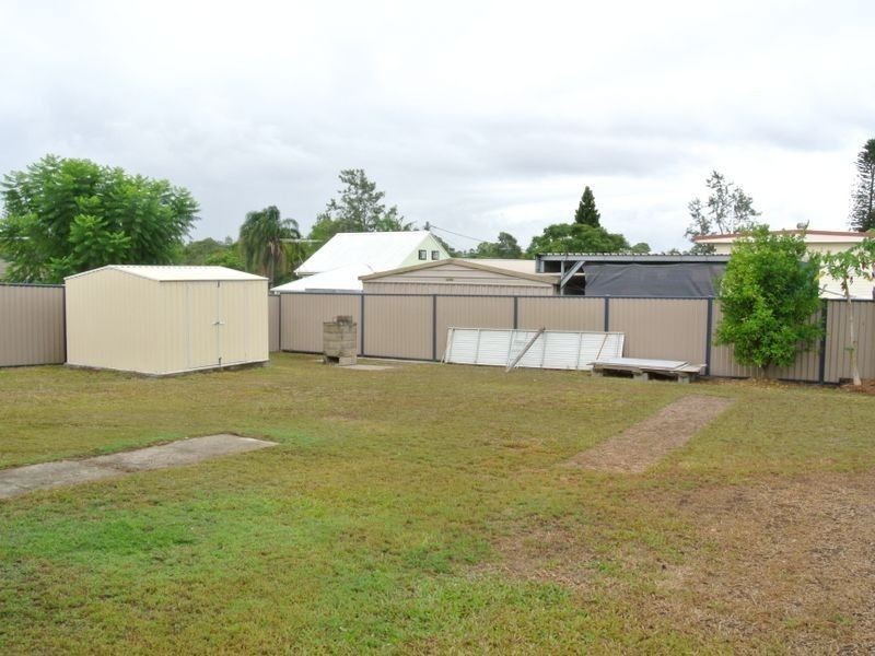 9 Myra Street, Kingston QLD 4114