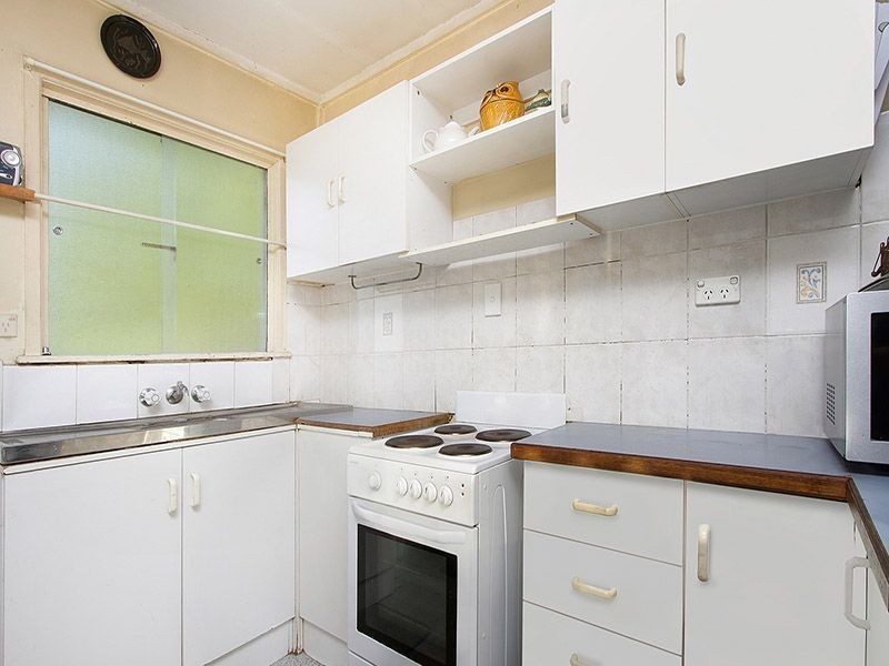 15 Oakland Avenue, Woodridge QLD 4114