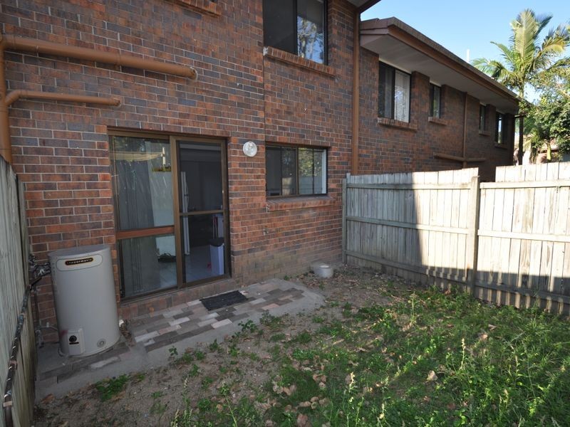 8/10 Damalis Street, Woodridge QLD 4114