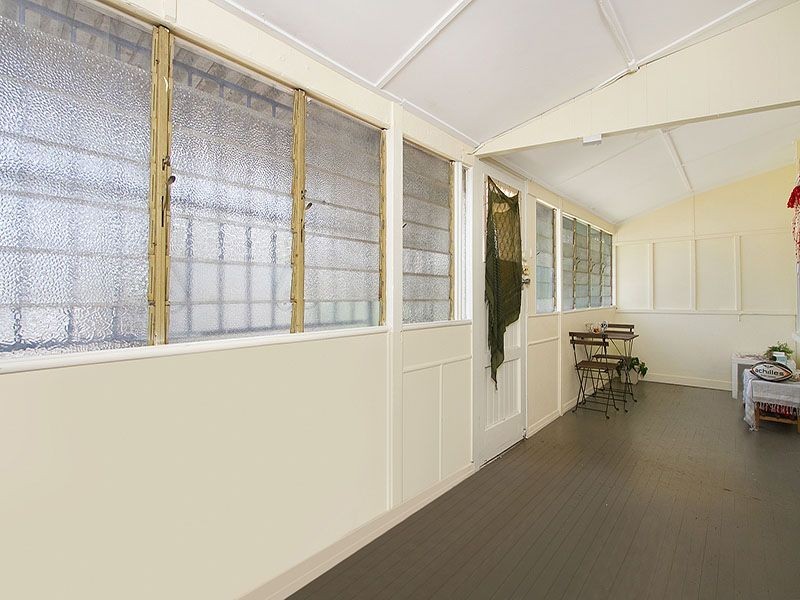 10 Nyanza Street, Woodridge QLD 4114