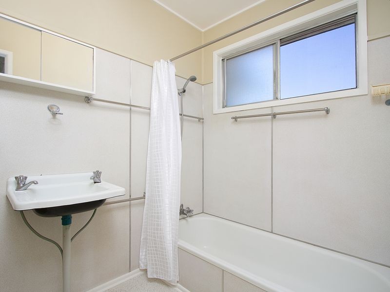 65 Ellen St, Logan Central QLD 4114