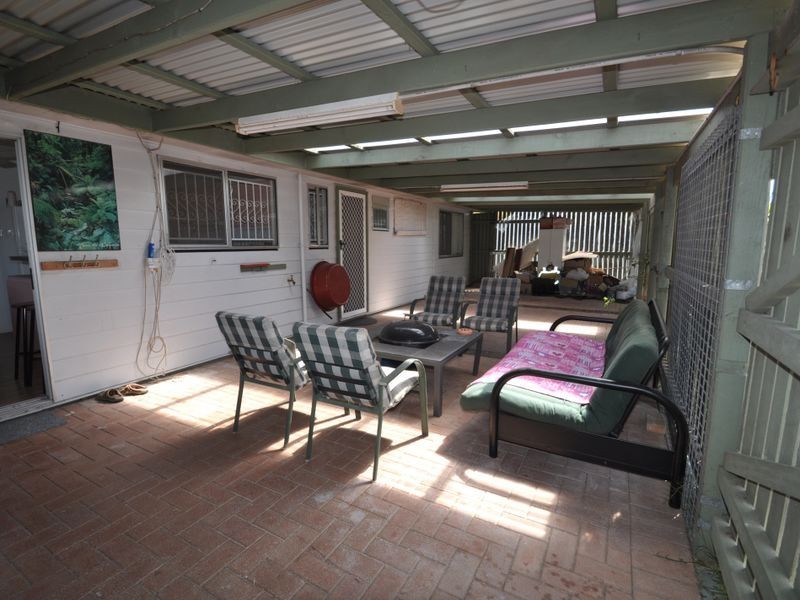 98 Waratah Drive, Crestmead QLD 4132