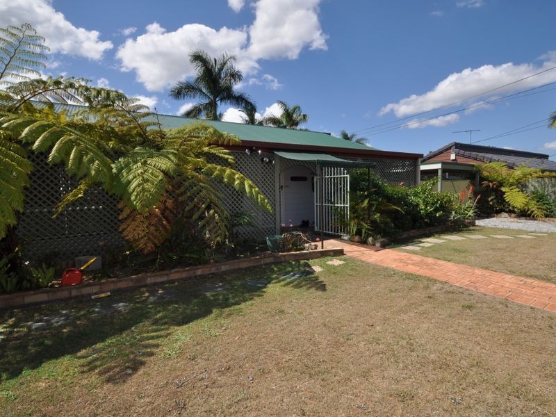 98 Waratah Drive, Crestmead QLD 4132