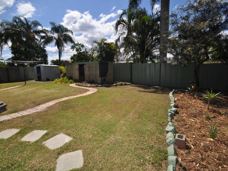 98 Waratah Drive, Crestmead QLD 4132