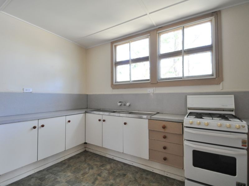 44 Garfield Road, Logan Central QLD 4114