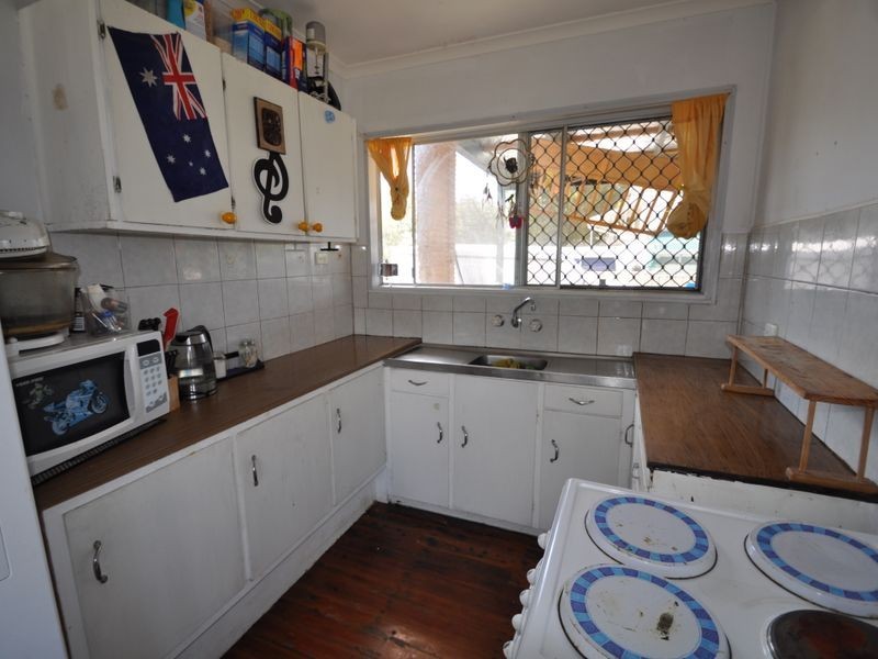 5 Waratah Street, Woodridge QLD 4114