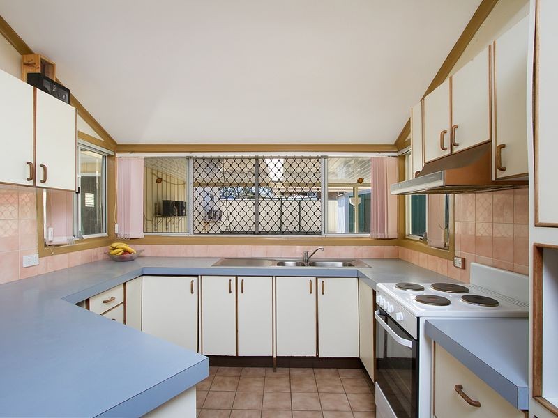 13 Gazania Street, Kingston QLD 4114