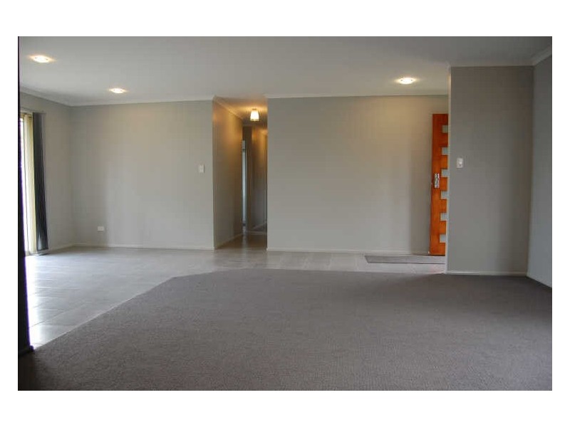 104 Barossa Street, Kingston QLD 4114