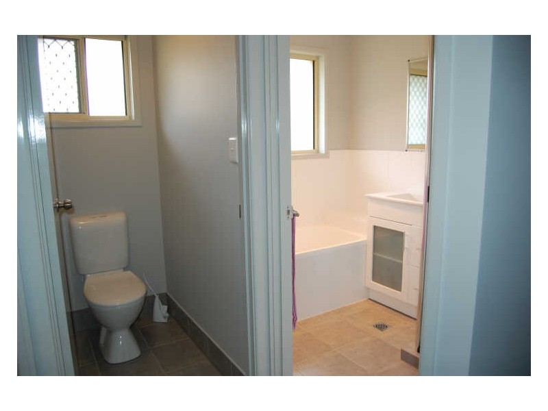 104 Barossa Street, Kingston QLD 4114