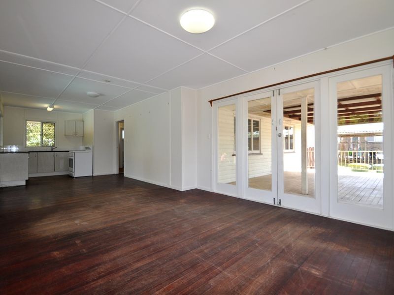 11 Garfield Road, Woodridge QLD 4114