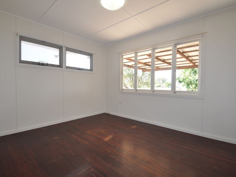 11 Garfield Road, Woodridge QLD 4114