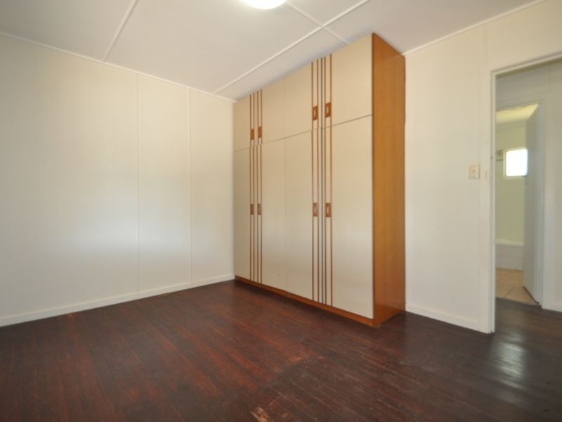 11 Garfield Road, Woodridge QLD 4114