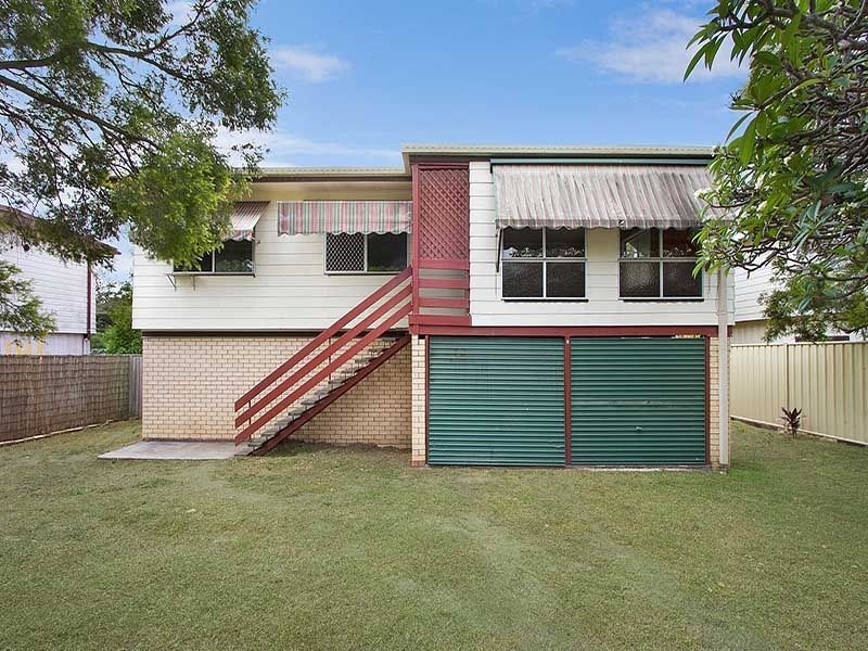 8 Dol Street, Woodridge QLD 4114