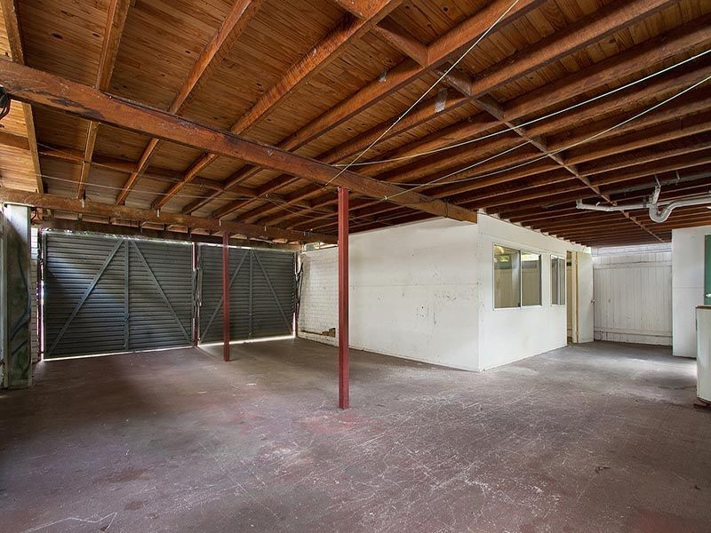 8 Dol Street, Woodridge QLD 4114